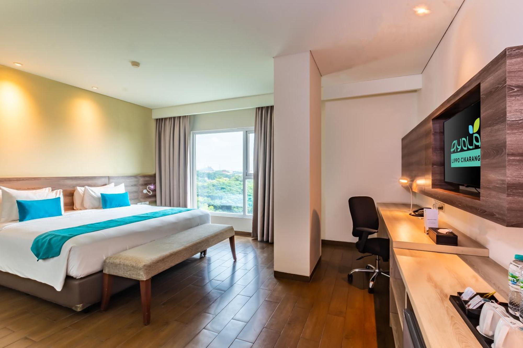 Hotel Ayola Lippo Cikarang Exterior foto